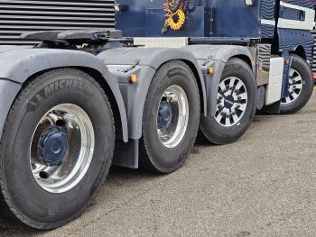 TGX 41.680 8X4/4 BLS / WSK - 250 T / RETARDER